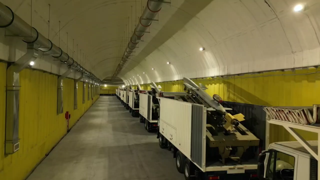 بماااااااااااااااااند/ رونمایی سپاه از شهر جدید موشکی پیامی روشن و واضح برای بدخواهان ایران