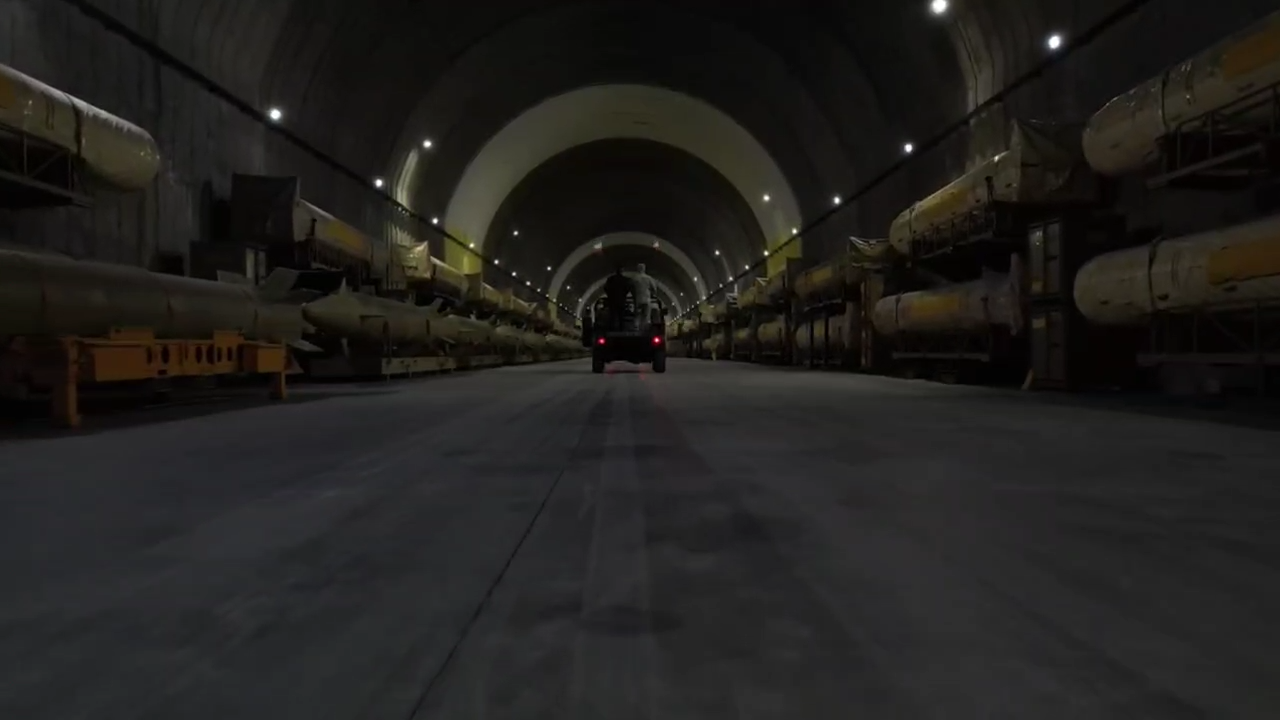 بماااااااااااااااااند/ رونمایی سپاه از شهر جدید موشکی پیامی روشن و واضح برای بدخواهان ایران