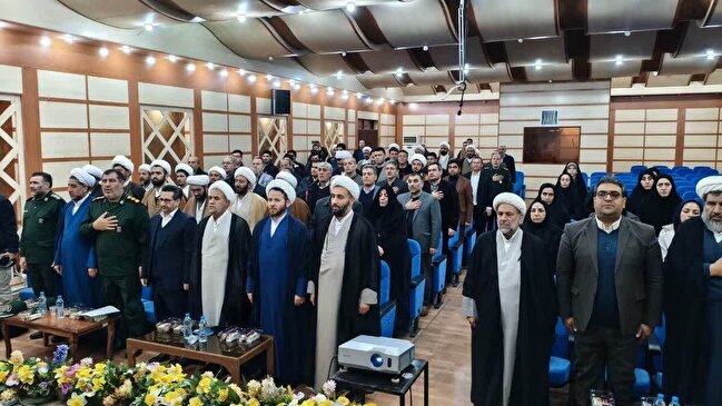 حوزه علمیه و دانشگاه بازوان توانمند کشور مقابل جنگ ترکیبی دشمن هستند