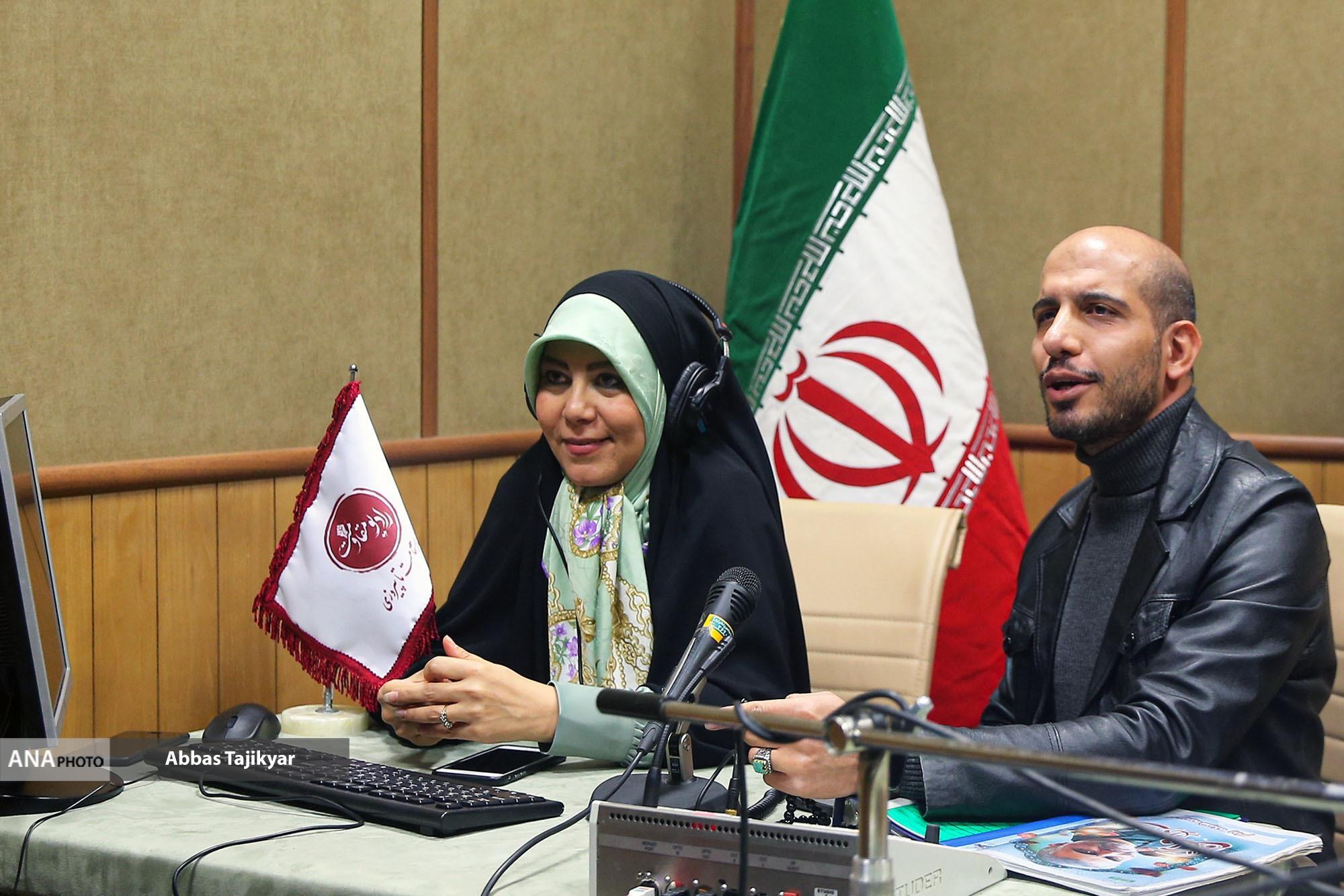 آغاز پخش برنامههای رادیو مقاومت/ صدای مقاومت ۶ساله شد آغاز پخش برنامههای رادیو مقاومت/ صدای مقاومت ۶ساله شد