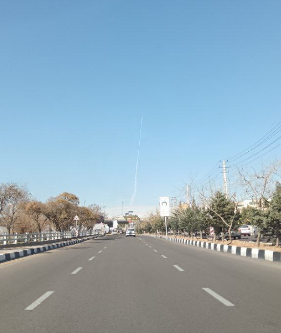 آزمایش موشکی در چند نقطۀ ایران +فیلم&zwnj;وَعکس