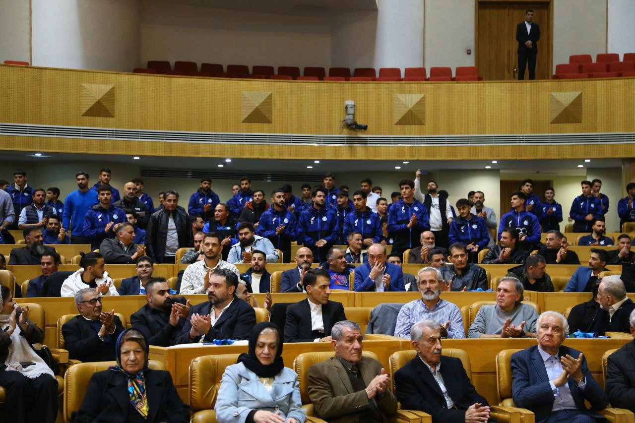 مراغه چیان: هزینه جشن استقلال باید صرف آکادمی باشگاه می&zwnj;شد/ ۸۰ درصد پیشکسوتان را دعوت نکرده بودند!
