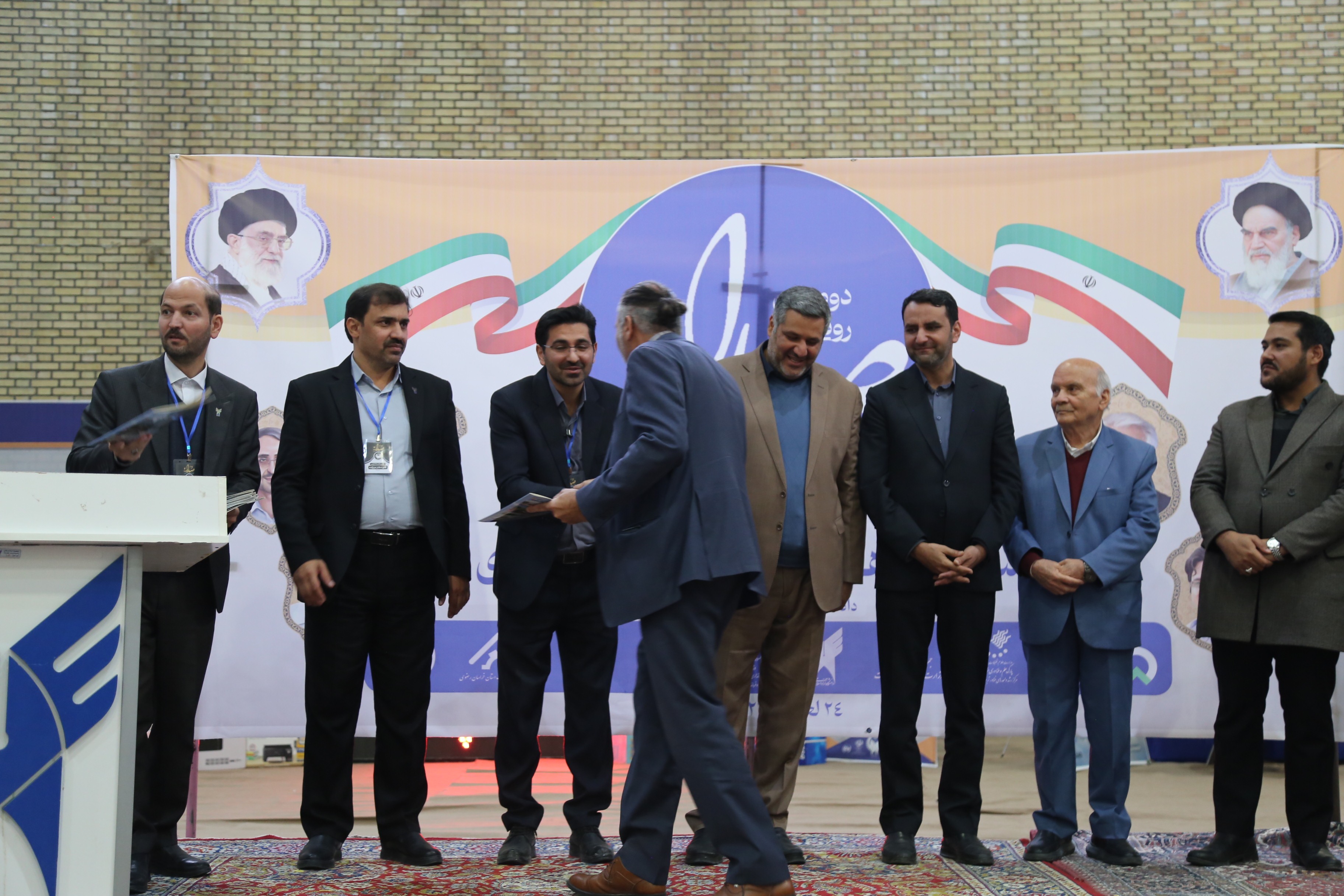 تأکید بر پیوند صنعت، دانشگاه و تجربه&zwnj;های کاربردی