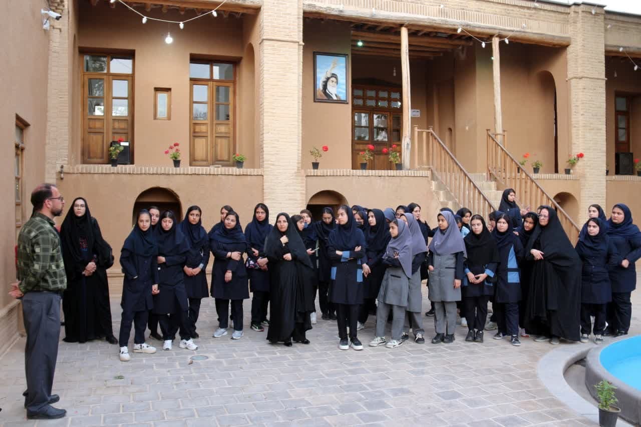 روز متفاوت دختر در سایه رویداد «دختران نقش‌آفرین»