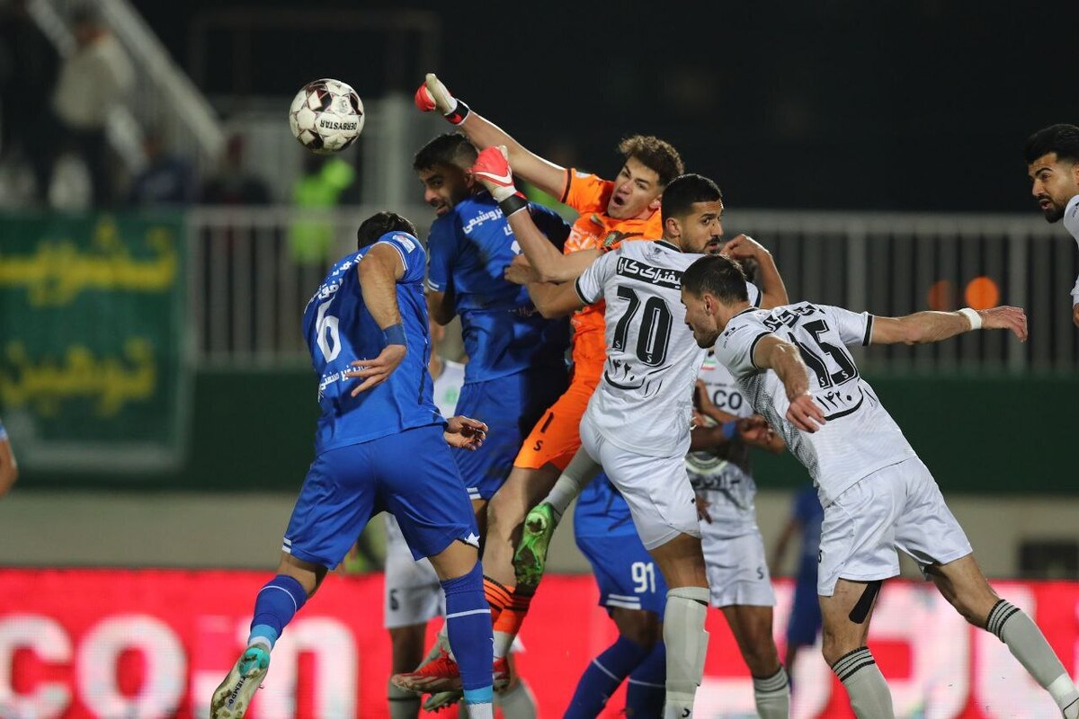 مرور اتفاقات آخرین تقابل استقلال و آلومینیوم| دلداری به هوادار متعصب استقلال و ناراحتی موسیمانه طلسم آلومینیوم شکست+تصاویر