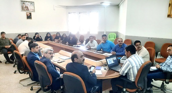 انرژی خورشیدی در خدمت اشتغال؛ دانشگاه آزاد و کمیته امداد یزد آستینها را برای تولید هوای پاک بالا زدند انرژی خورشیدی در خدمت اشتغال؛ دانشگاه آزاد و کمیته امداد یزد آستینها را برای تولید هوای پاک بالا زدند