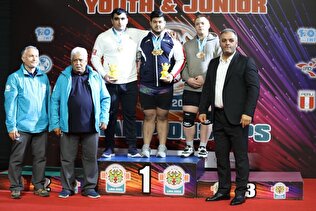 طلای یک ضرب بر گردن وزنه بردار شیرازی/ یزدانی قویترین نوجوان جهان شد