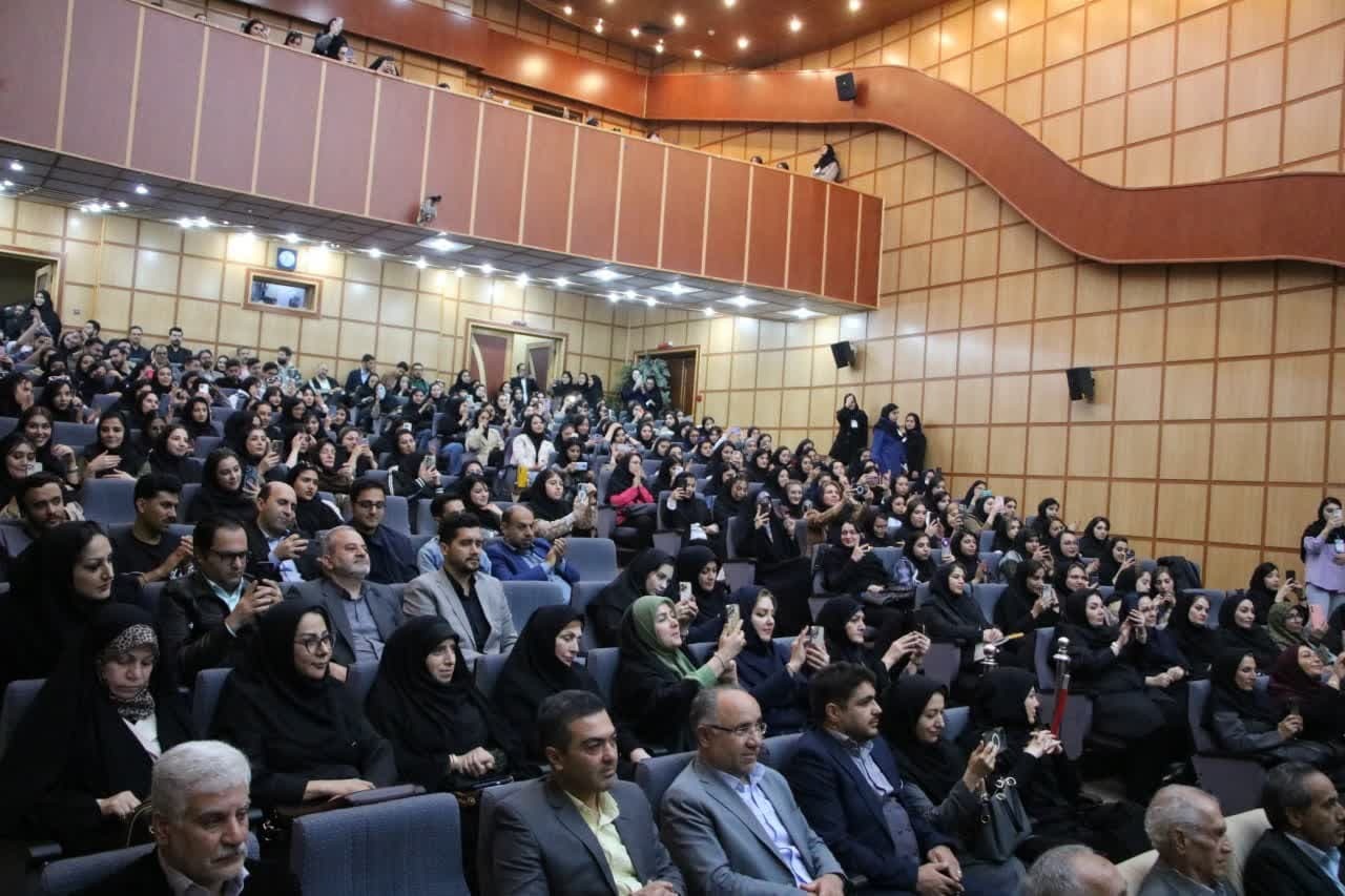 امکان مدیریت جهان با هوش مصنوعی و رباتها در آینده نزدیک امکان مدیریت جهان با هوش مصنوعی و رباتها در آینده نزدیک