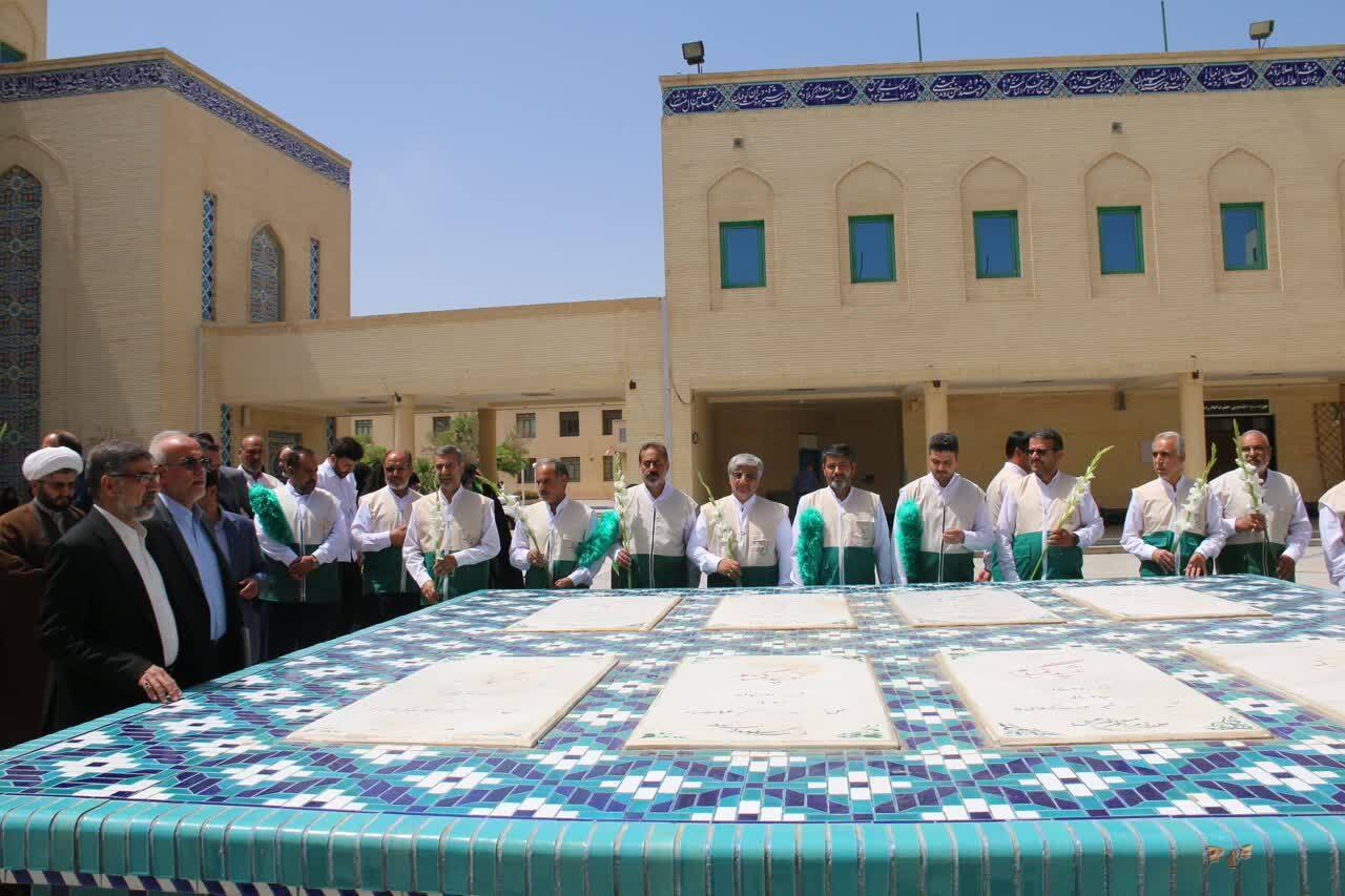 نخستین مجوز خدمت رضوی به دانشگاه آزاد یزد رسید؛ چرا امام رضا(ع) را «غریب‌الغربا» می‌نامند؟