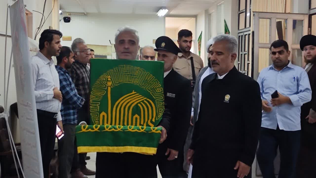 حدیثی از امام رضا (ع) | ۱۰ خصلتی که عقل را کامل میکند حدیثی از امام رضا (ع) | ۱۰ خصلتی که عقل را کامل میکند