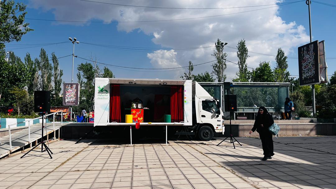 غرفه هایی که تازه چشم باز کردند/آغازی آرام برای دنیای شاد کتاب ها غرفه هایی که تازه چشم باز کردند/آغازی آرام برای دنیای شاد کتاب ها