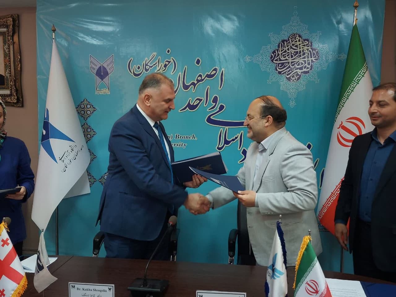 راهاندازی دوره آموزش زبان فارسی در دانشگاه قفقاز؛ از مزرعه تحقیقاتی تا تولید بذر و فرآوردههای لبنی راهاندازی دوره آموزش زبان فارسی در دانشگاه قفقاز؛ از مزرعه تحقیقاتی تا تولید بذر و فرآوردههای لبنی