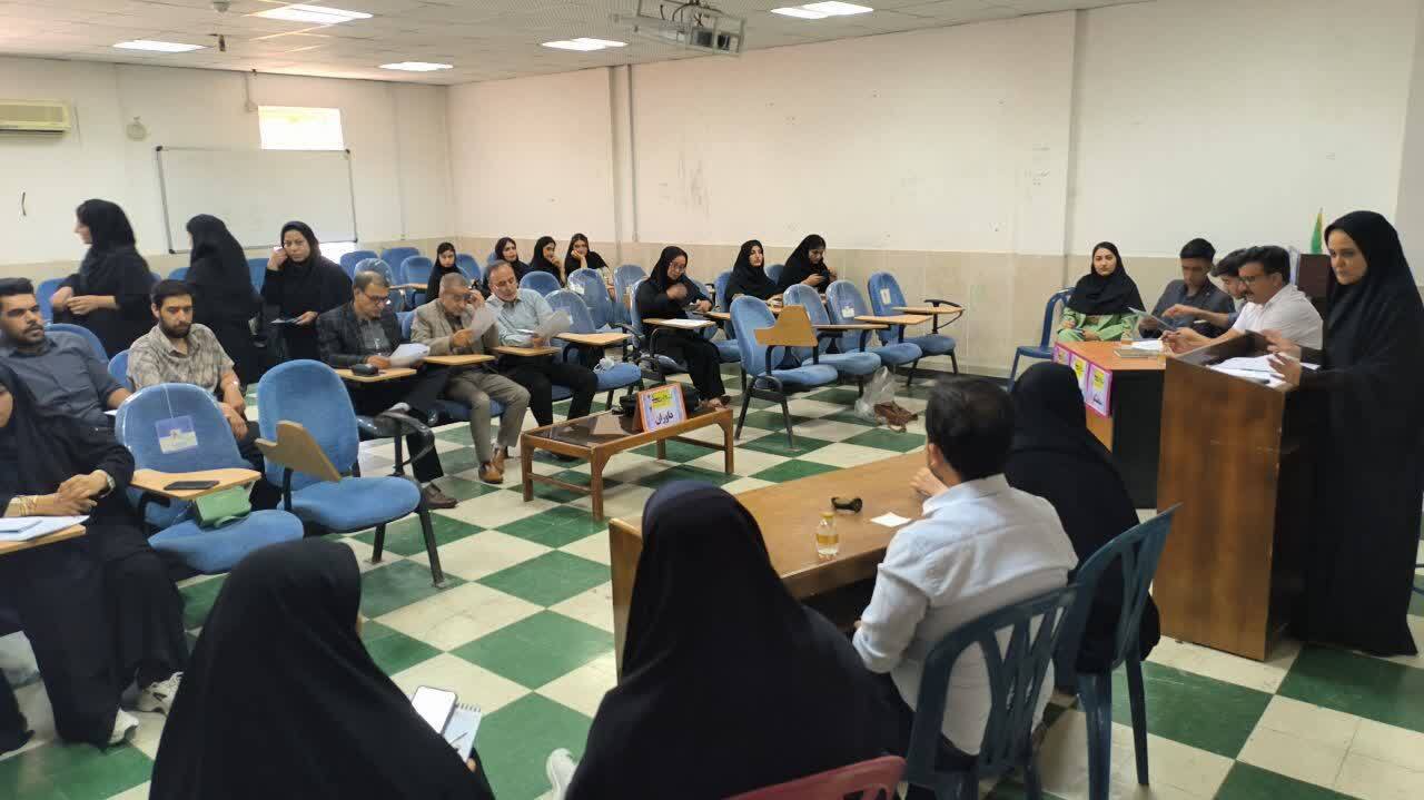 کرسیهای آزاداندیشی جای نقد منصفانه و عقلانی است؛ این رویداد نمایشی نیست کرسیهای آزاداندیشی جای نقد منصفانه و عقلانی است؛ این رویداد نمایشی نیست