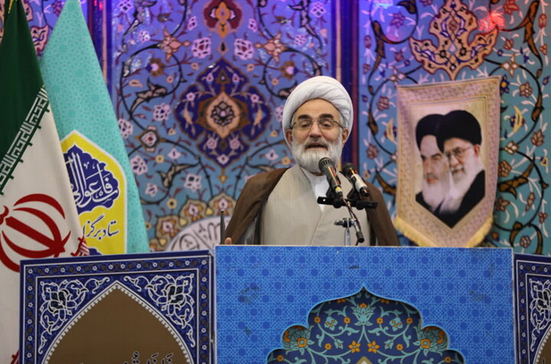 هشدار ائمه جمعه به تحریفکنندگان نام «خلیج همیشه فارس»؛ سرنوشت نمرود و فرعون در انتظار ترامپ است هشدار ائمه جمعه به تحریفکنندگان نام «خلیج همیشه فارس»؛ سرنوشت نمرود و فرعون در انتظار ترامپ است