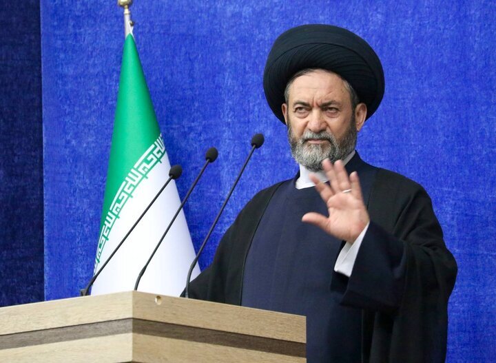 هشدار ائمه جمعه به تحریفکنندگان نام «خلیج همیشه فارس»؛ سرنوشت نمرود و فرعون در انتظار ترامپ است هشدار ائمه جمعه به تحریفکنندگان نام «خلیج همیشه فارس»؛ سرنوشت نمرود و فرعون در انتظار ترامپ است