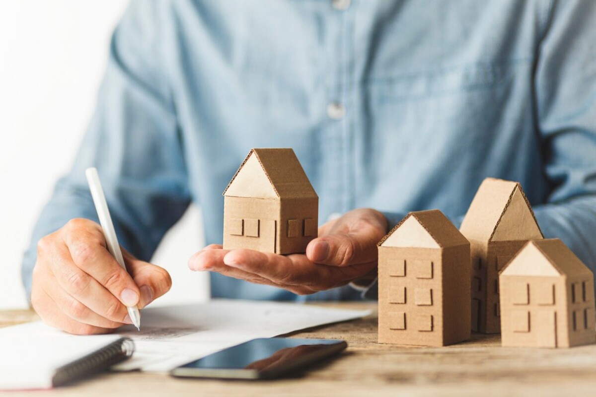 راه‌های پیش روی دولت برای حمایت از مستأجران  از مالیات بر خانه‌های خالی تا توسعه اجاره‌داری حرفه‌ای