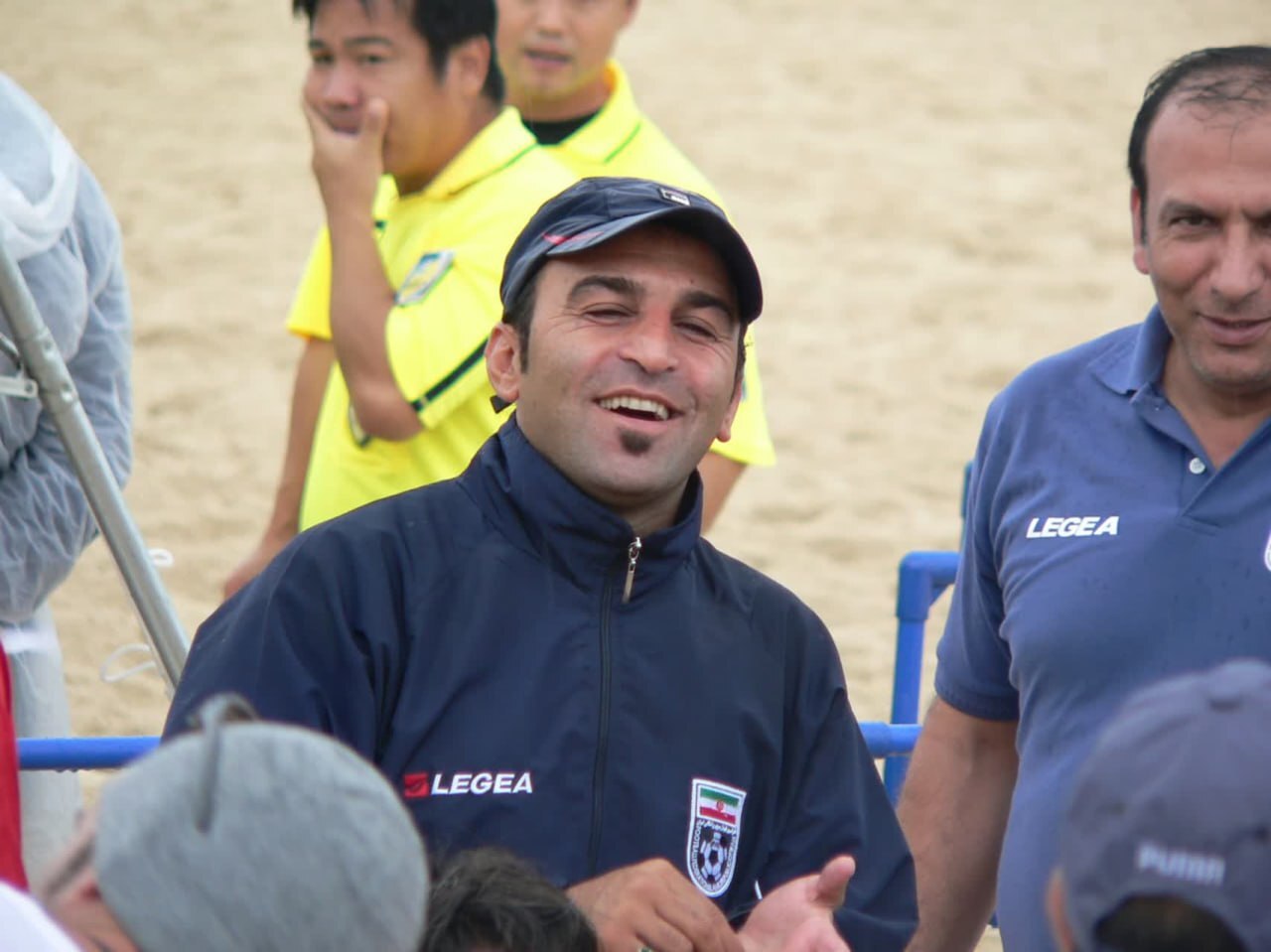 آقای تاج، پوستاندازی در کمیته فوتبال ساحلی یک ضرورت است، نه پیشنهاد!/ سرمایه ملی ابزاری برای معامله در اتاقهای بسته مدیریتی نیست آقای تاج، پوستاندازی در کمیته فوتبال ساحلی یک ضرورت است، نه پیشنهاد!/ سرمایه ملی ابزاری برای معامله در اتاقهای بسته مدیریتی نیست