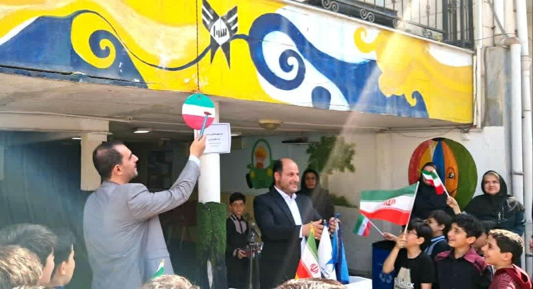 زنگ خلیجفارس در مدارس سراسر سما استان گیلان نواخته شد زنگ خلیجفارس در مدارس سراسر سما استان گیلان نواخته شد