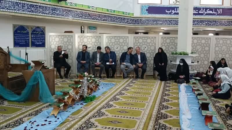 مسابقات قرآنی و فرهنگی مفاهیم و ارزشهای دینی بین دانشآموزان را عمق میبخشد مسابقات قرآنی و فرهنگی مفاهیم و ارزشهای دینی بین دانشآموزان را عمق میبخشد