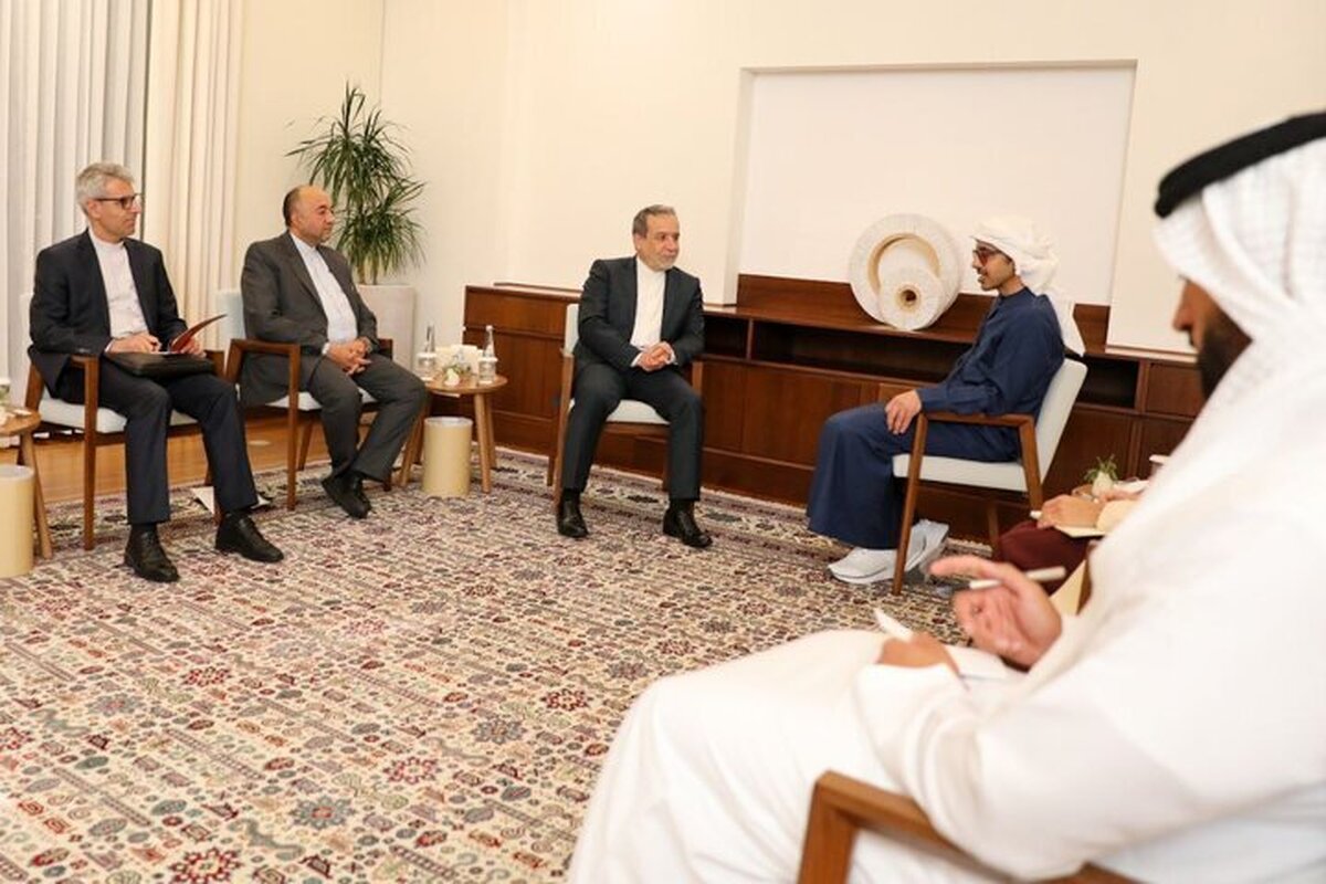 رایزنی عراقچی و همتای اماراتی در مورد گفت‌وگوهای تهران _ واشنگتن