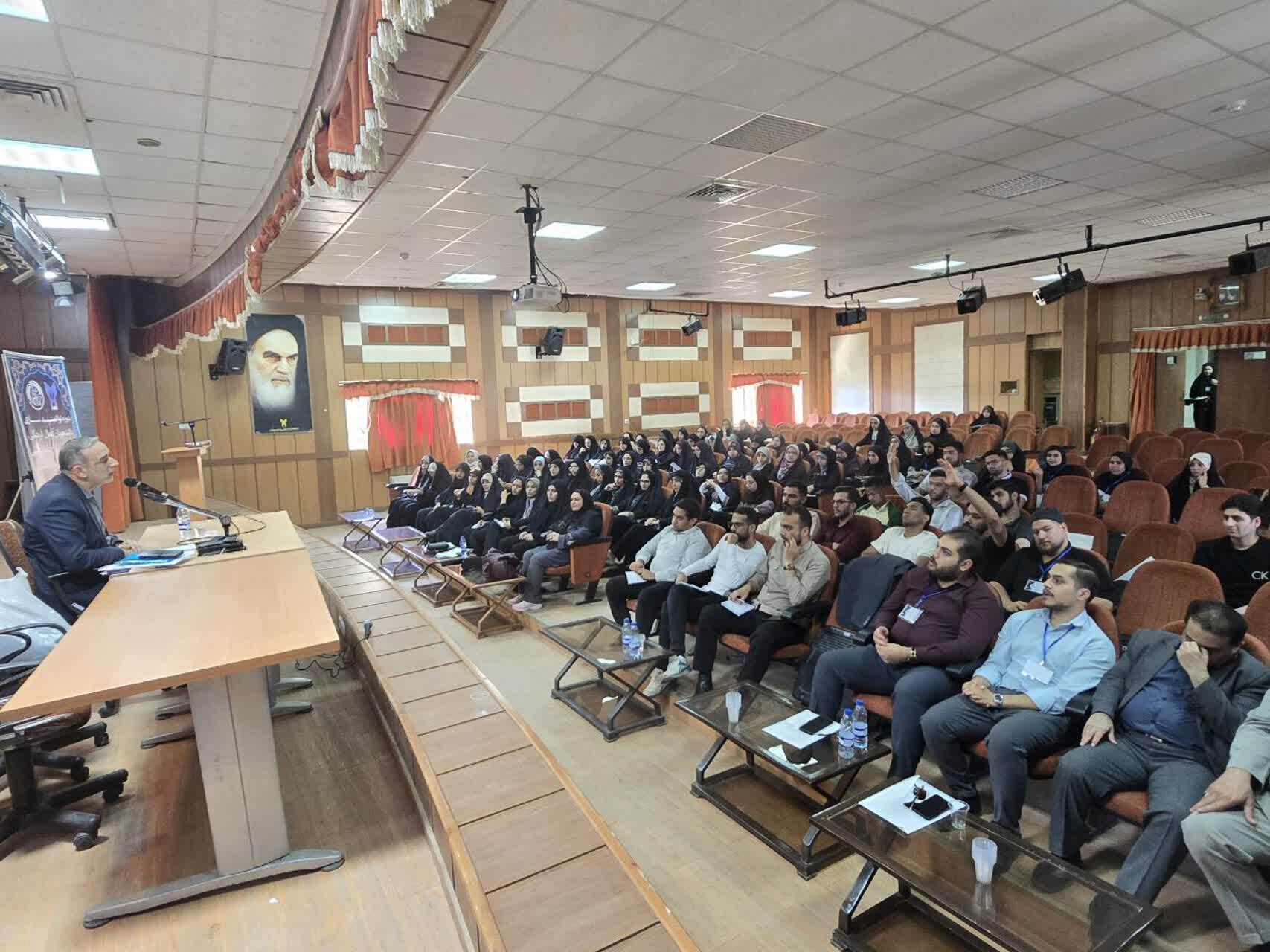 آزادی و عدالت منبع بسیاری از جنگها و درگیریها آزادی و عدالت منبع بسیاری از جنگها و درگیریها