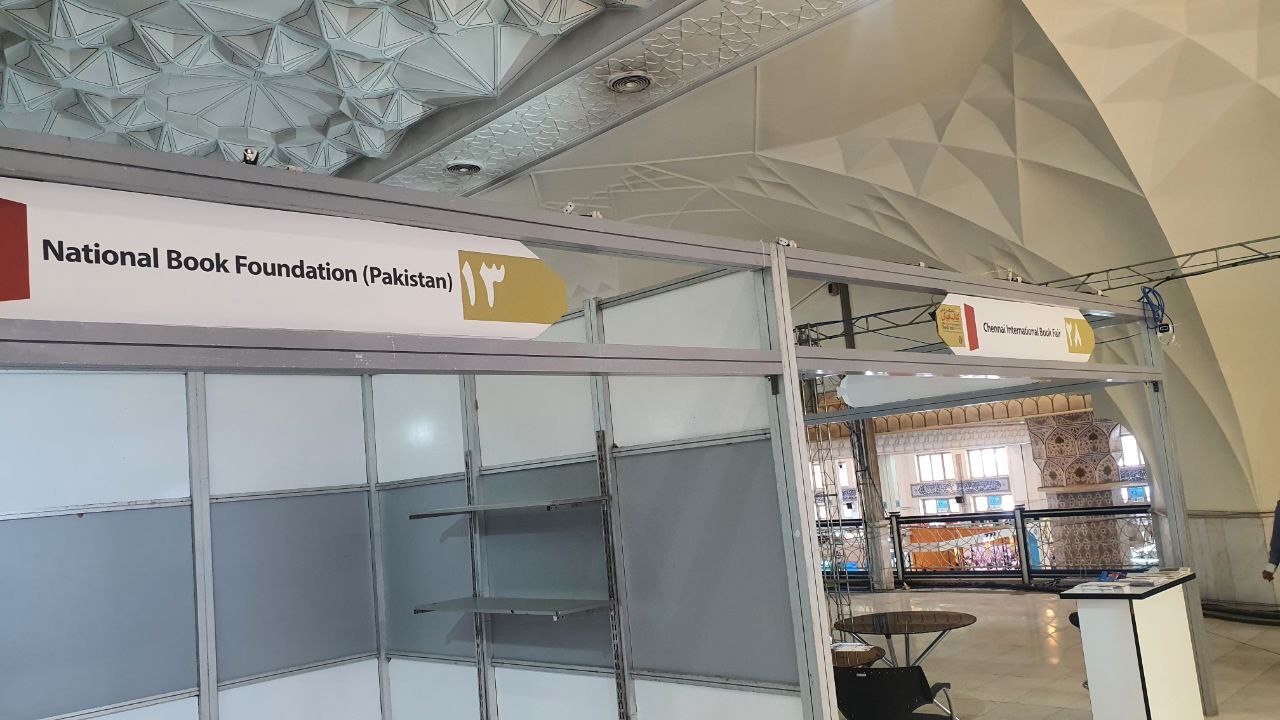 تعویض غرفه بین دو نیمه نمایشگاه؛ پاکستان کنار هند نرفت، غرفه قزاقستان را گرفت!