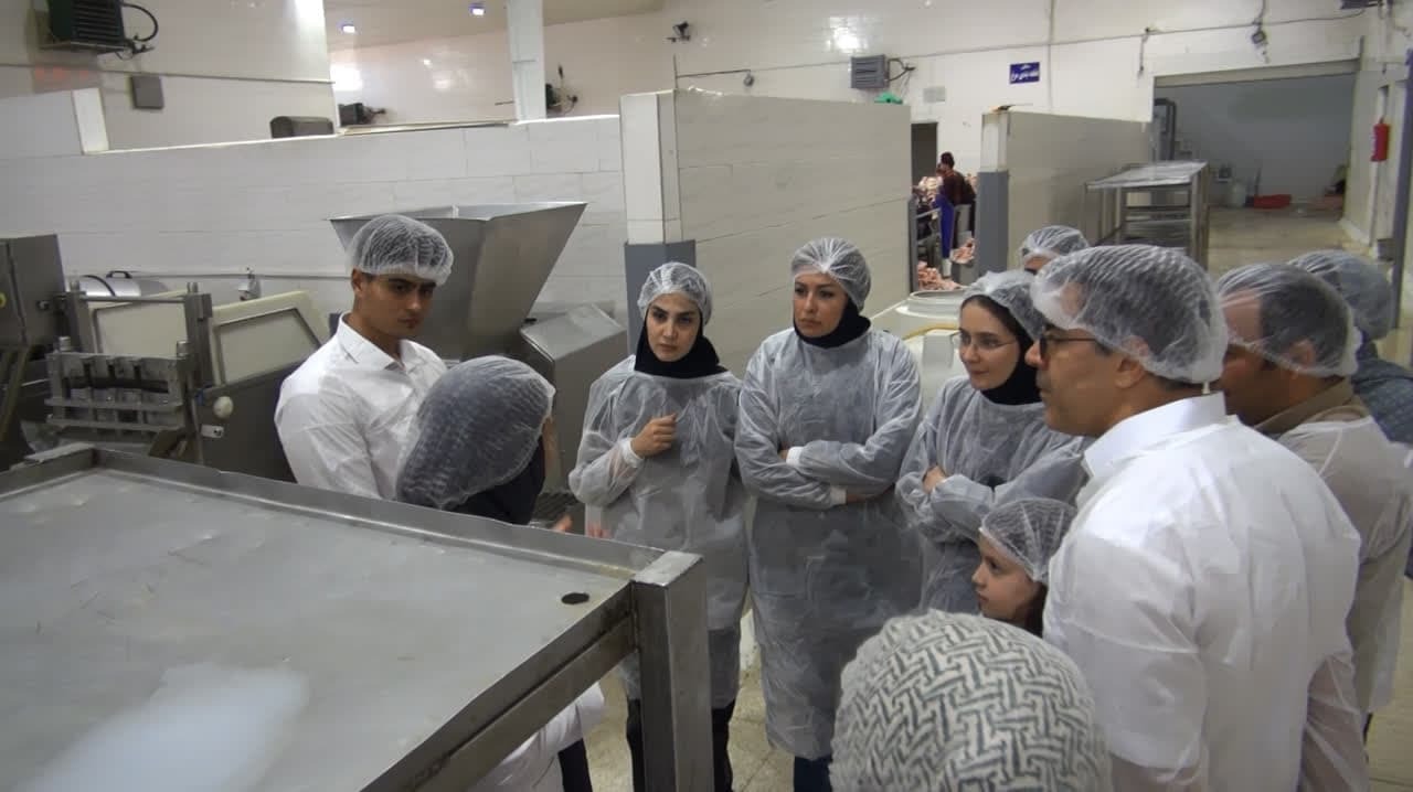 دانشجویان دکتری تخصصی بهداشت مواد غذایی در اردوی راهیان پیشرفت دانشجویان دکتری تخصصی بهداشت مواد غذایی در اردوی راهیان پیشرفت