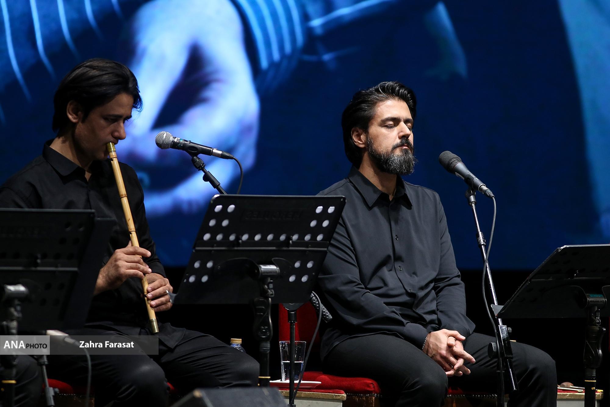 طلوع دوباره نغمه های مشکاتیان در تالار وحدت/ آوای ماندگار وطن و مهر طنین انداز شد طلوع دوباره نغمه های مشکاتیان در تالار وحدت/ آوای ماندگار وطن و مهر طنین انداز شد