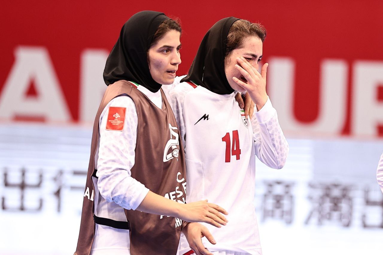 ژاپن غول ساختگی ایرانی شد که لایق قهرمانی بود/ به اساتید برنخورد ولی بد است که ما بترسیم ژاپن غول ساختگی ایرانی شد که لایق قهرمانی بود/ به اساتید برنخورد ولی بد است که ما بترسیم