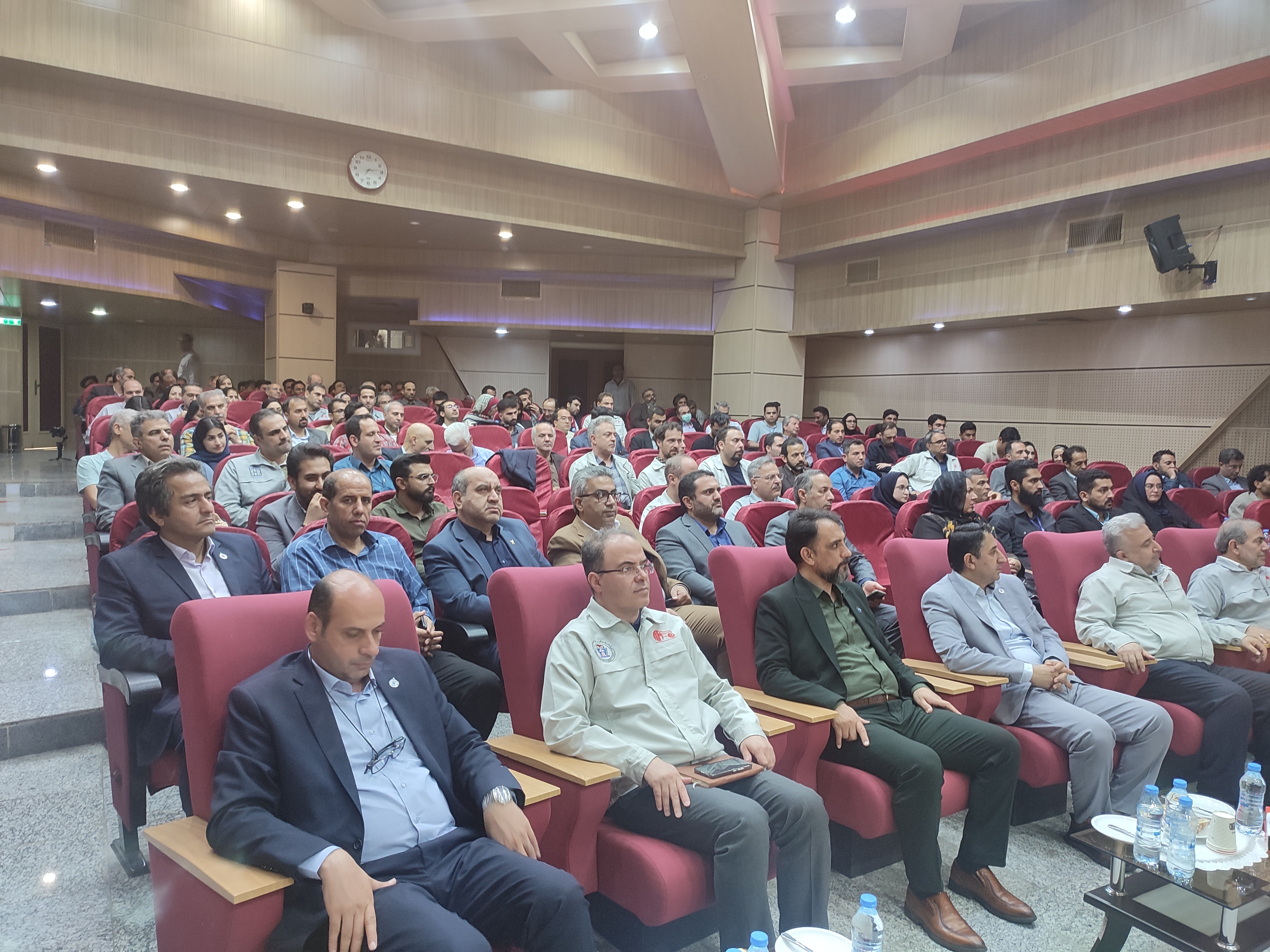 فناوران عصر امید به دل صنعت زدند؛ چراغ سبز به حل ۴۰ نیاز فناورانه فناوران عصر امید به دل صنعت زدند؛ چراغ سبز به حل ۴۰ نیاز فناورانه