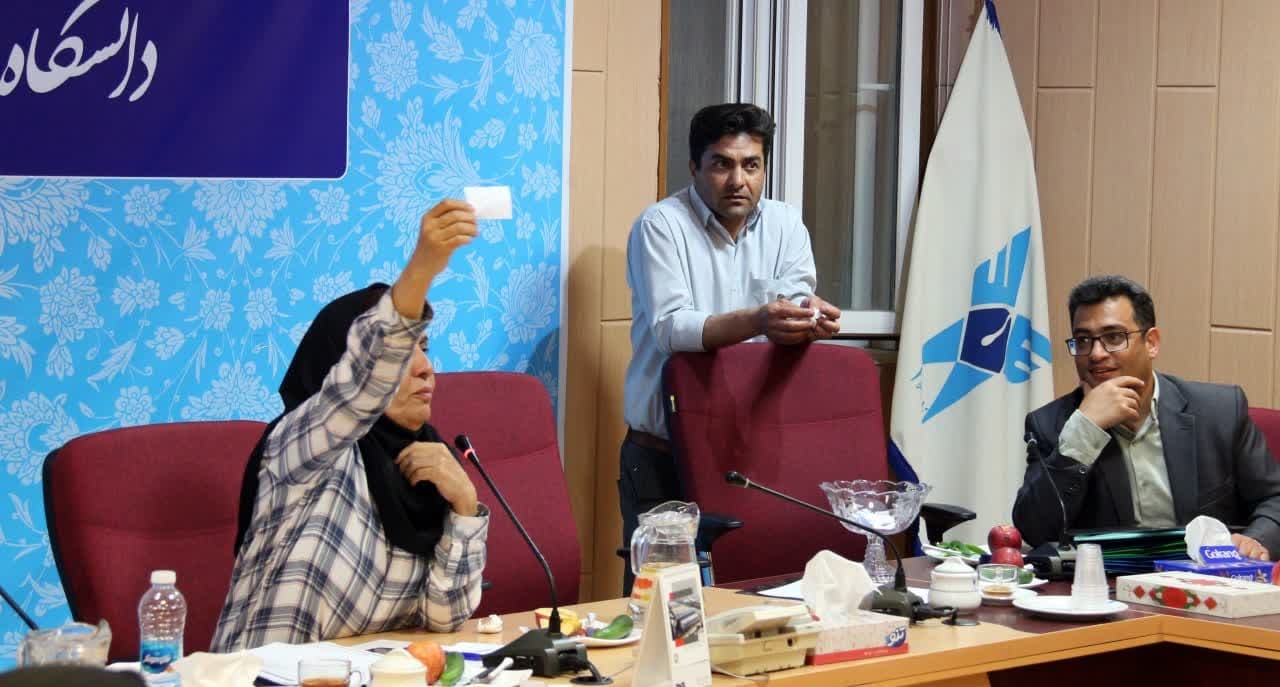 افتتاح مسابقات بدمینتون کارکنان و اعضای هیئت‌علمی دانشگاه آزاد