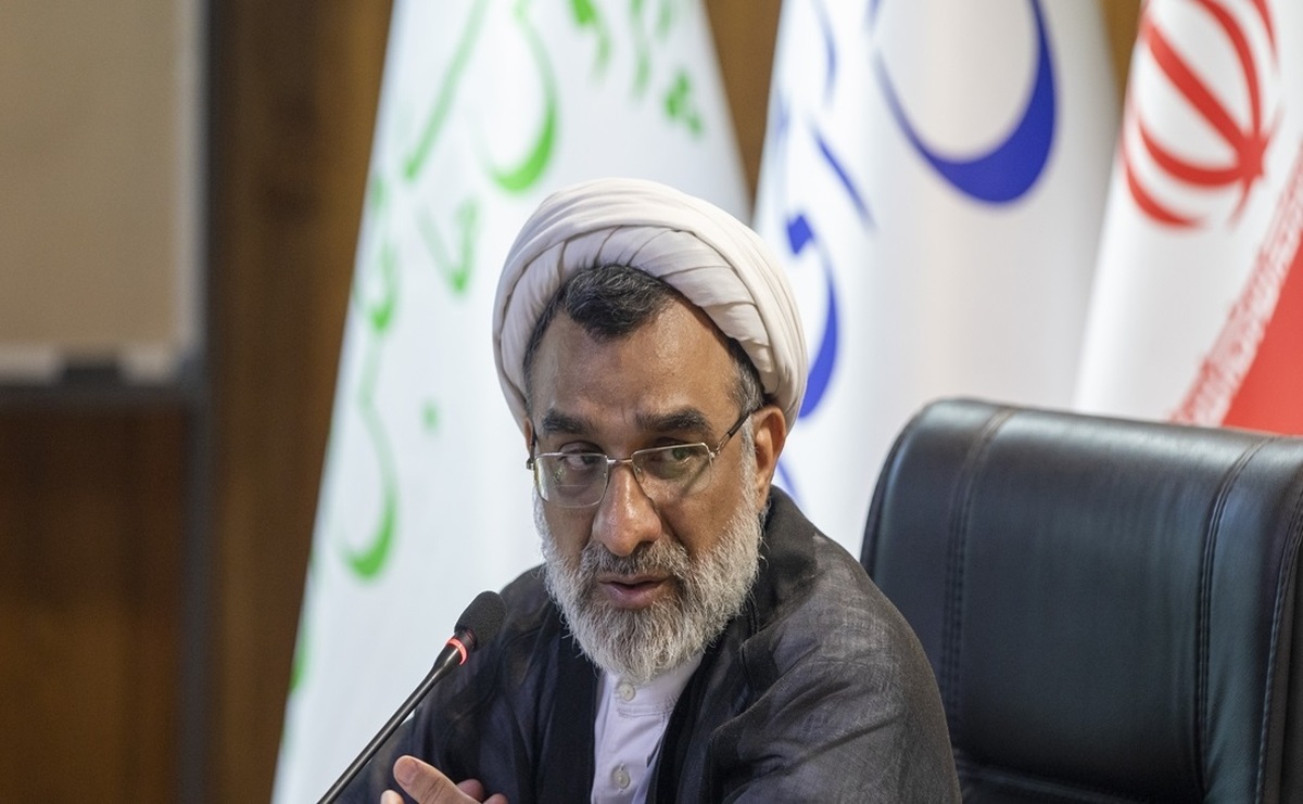 خسروپناه: شرط سنی هیأت علمی زنان باید ۵۰ سال شود