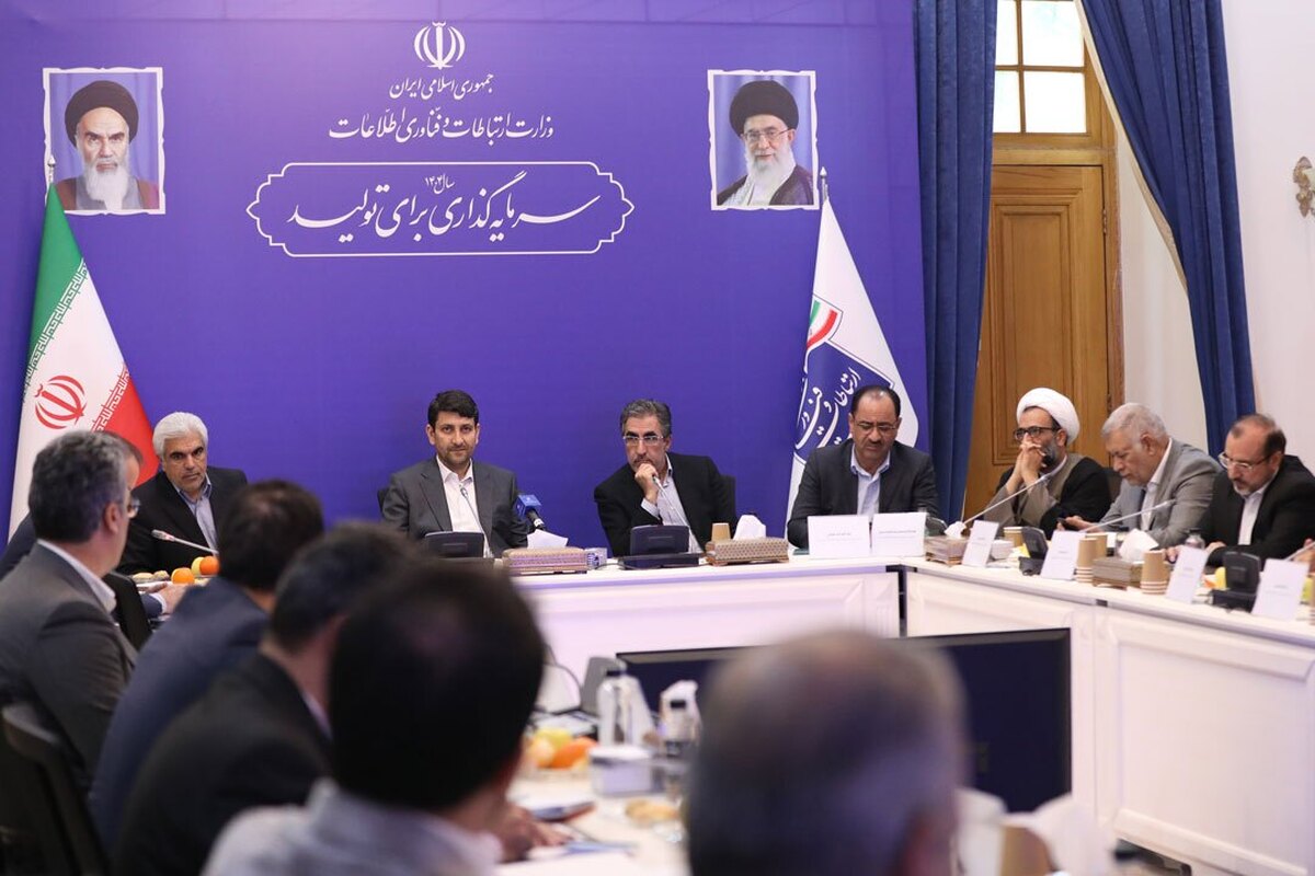 وزیر ارتباطات: تعداد کاربران پنجرۀ ملی خدمات دولت هوشمند به ۶۲ میلیون نفر رسیده است