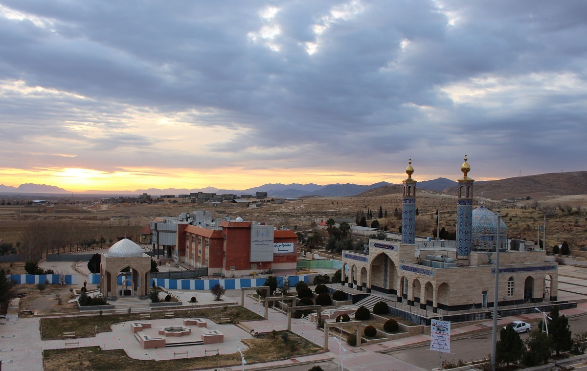 فارغ‌التحصیلی بیش از ۸ هزار دانشجو در دانشگاه آزاد بیضا
