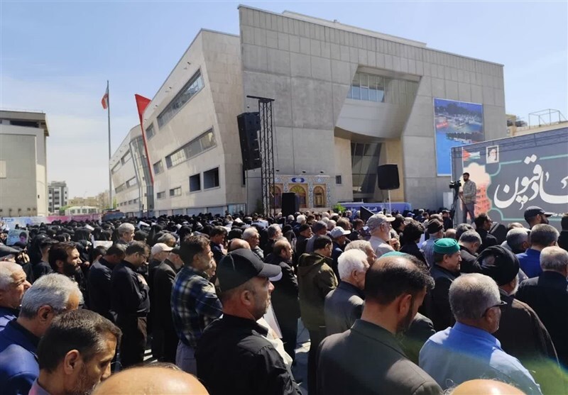 اجتماع بزرگ صادقیون در مشهدالرضا و قم + فیلم و عکس