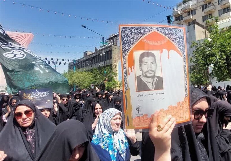 اجتماع بزرگ صادقیون در مشهدالرضا و قم + فیلم و عکس