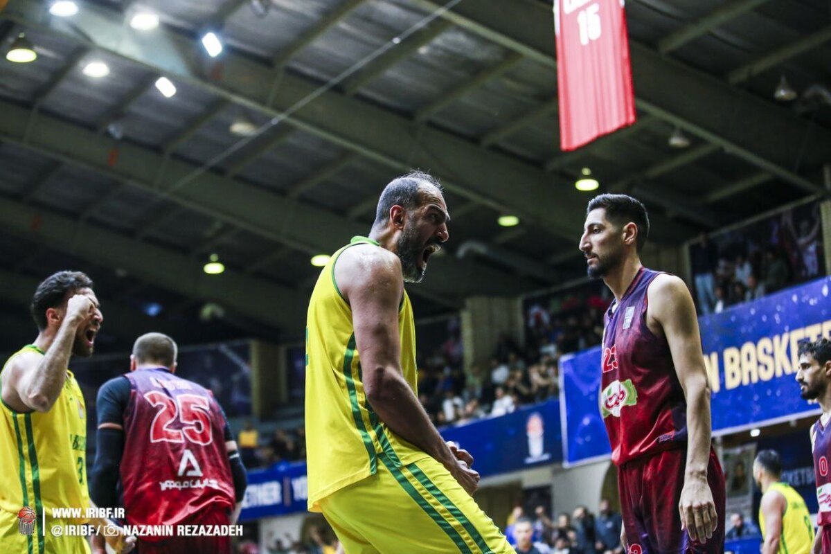 نیمه نهایی لیگ برتر بسکتبال| پیروزی پالایش نفت در بازی حساس  حدادی مانع از فینالیست شدن طبیعت شد