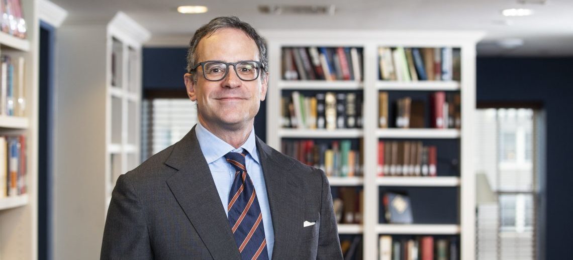 مایکل آنتون کارشناس ارشد مذکرات فنی آمریکا در کنار ویتکاف کیست؟ مایکل آنتون کارشناس ارشد مذکرات فنی آمریکا در کنار ویتکاف کیست؟