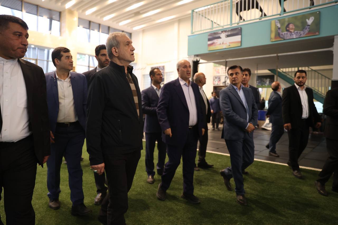 بازدید مسعود پزشکیان از مرکز ملی فوتبال
