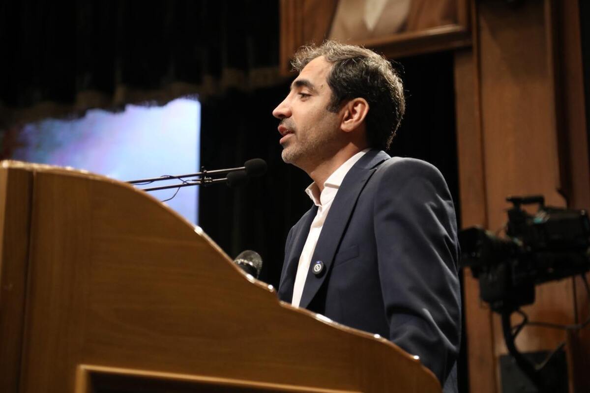 تصویب سه قانون الکترونیکی کردن قراردادهای بانکی