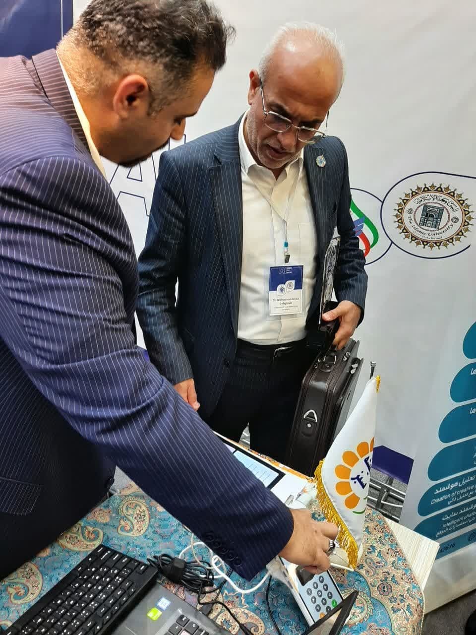 بازدید مقامات عراقی از دستاورد‌های دانشگاه آزاد یزد