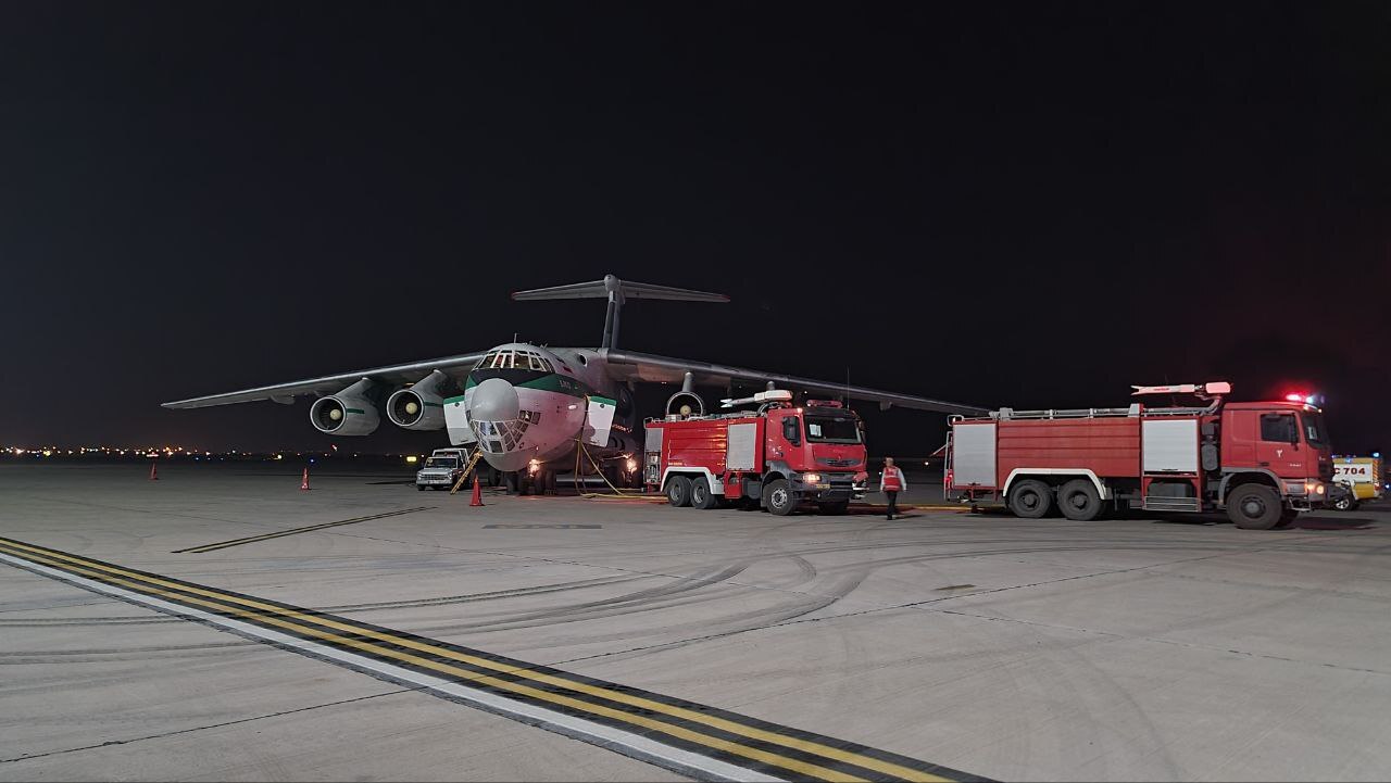 تصاویری از اطفای حریق هوایی توسط هواپیمای ایلوشین تصاویری از اطفای حریق هوایی توسط هواپیمای ایلوشین