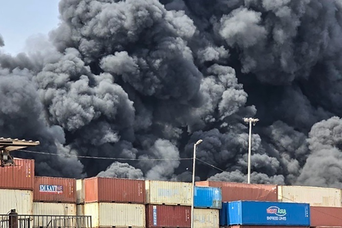 انفجار در بندر شهید رجایی انفجار در بندر شهید رجایی