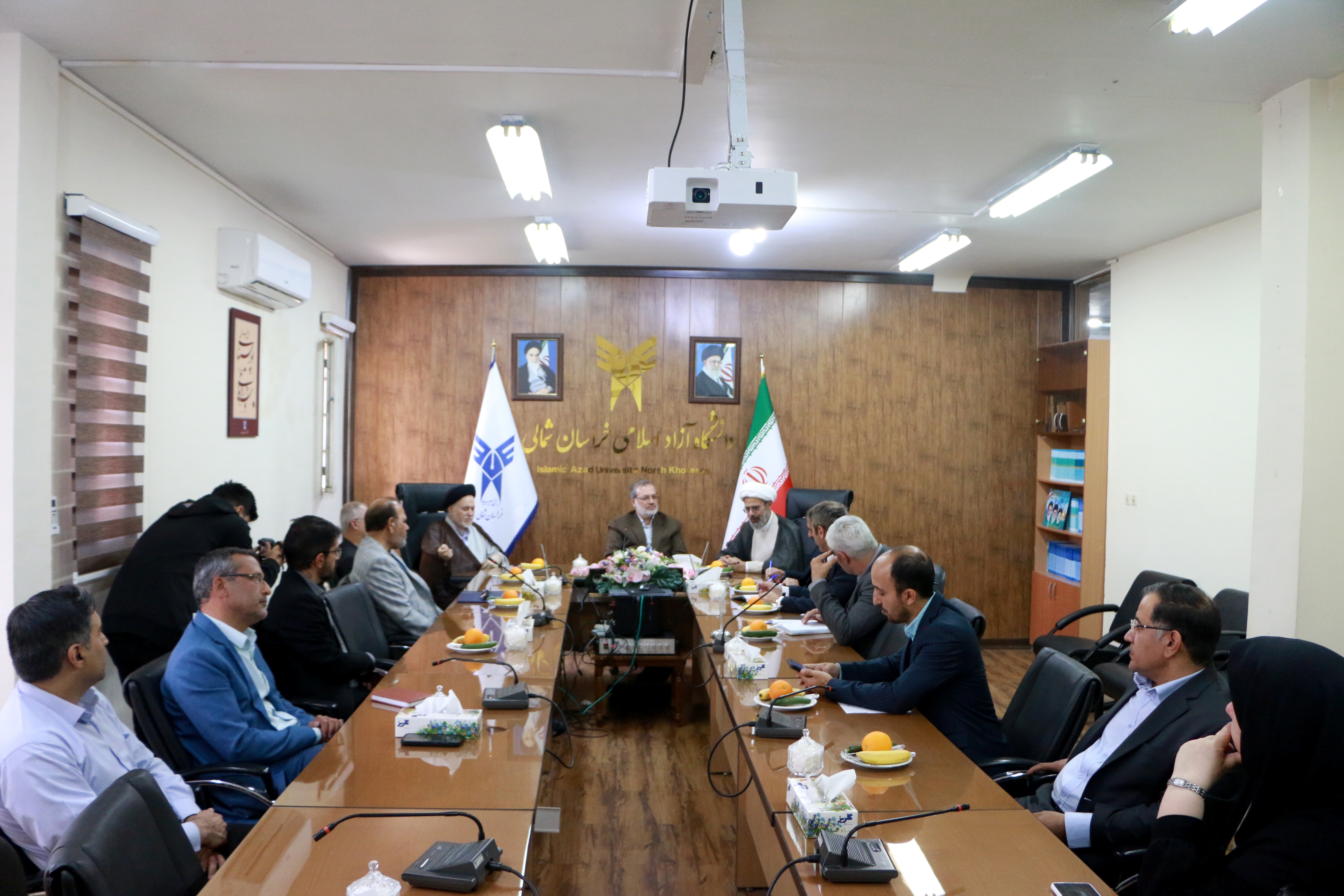 استان خراسانشمالی دانش فنی بالایی دارد؛ ظرفیت رشتههای تحصیلی دانشگاه آزاد در تأمین نیازهای صنعتی استان خراسانشمالی دانش فنی بالایی دارد؛ ظرفیت رشتههای تحصیلی دانشگاه آزاد در تأمین نیازهای صنعتی