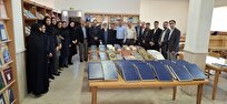 عملی «ما تأخر»؛ اهدای ۱۵۰ جلد کتاب نفیس به دانشگاه آزاد مرند