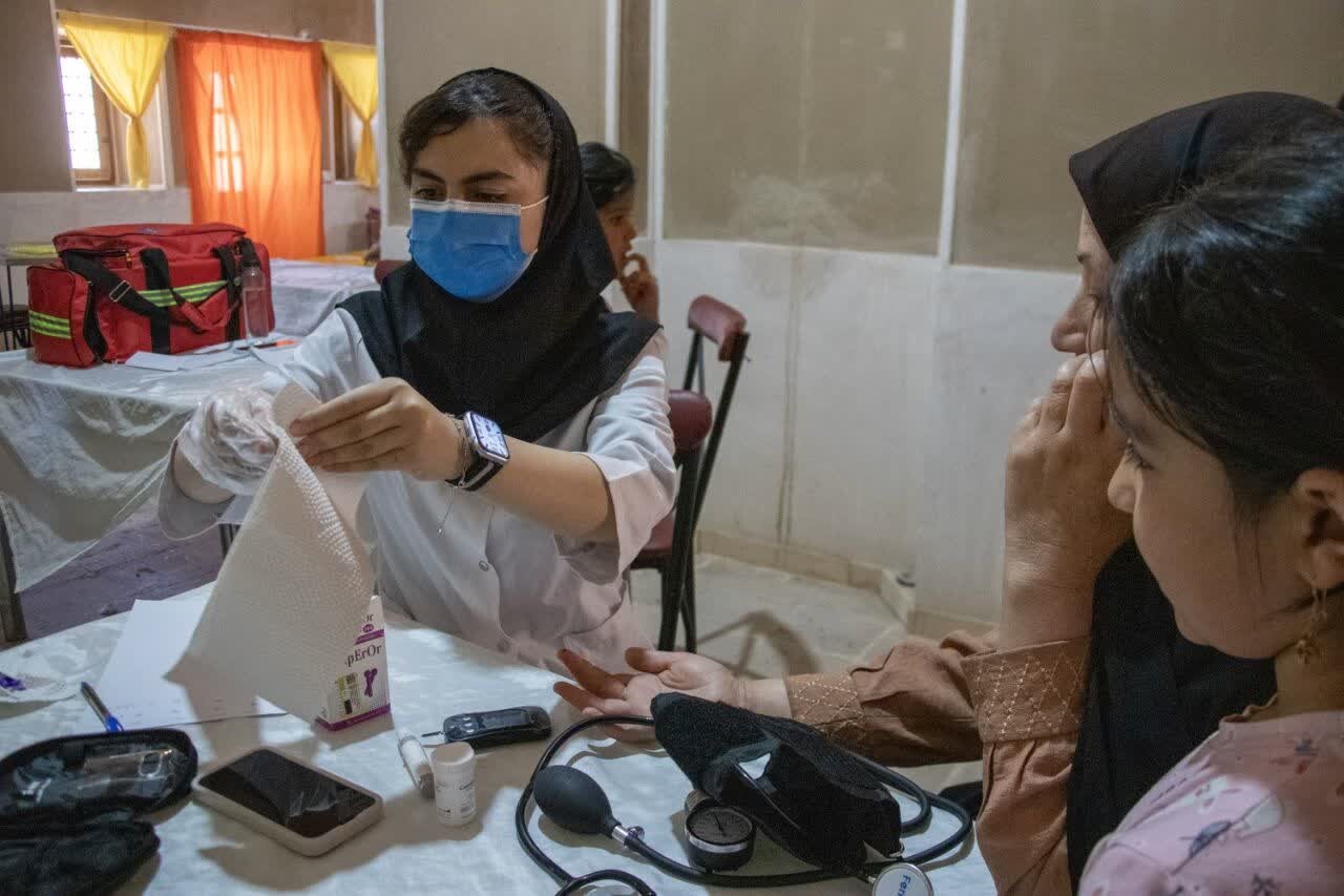 خدمت دانشجویان دانشگاه آزاد به محرومین در اردوی جهادی خدمت دانشجویان دانشگاه آزاد به محرومین در اردوی جهادی