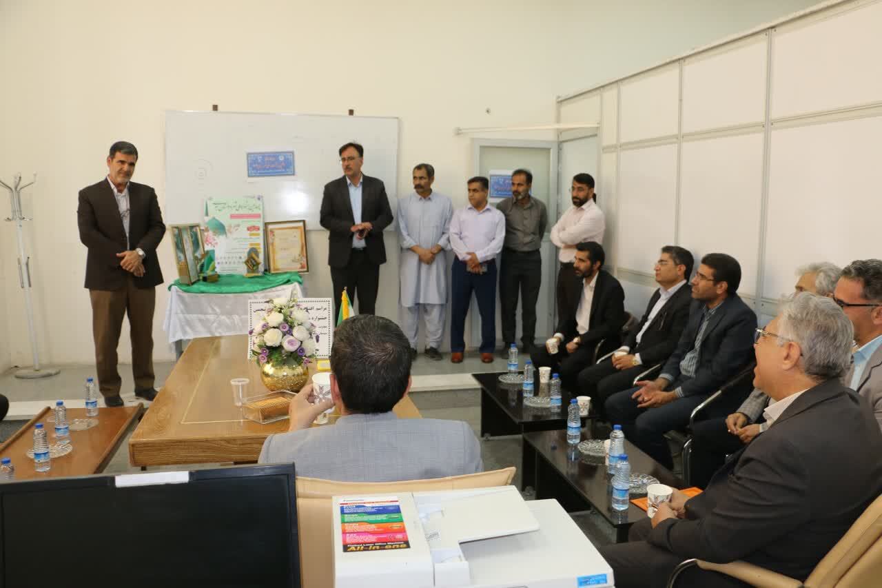 آغاز کار دبیرخانه پنجمین جشنواره ملی شعر نبوی آغاز کار دبیرخانه پنجمین جشنواره ملی شعر نبوی