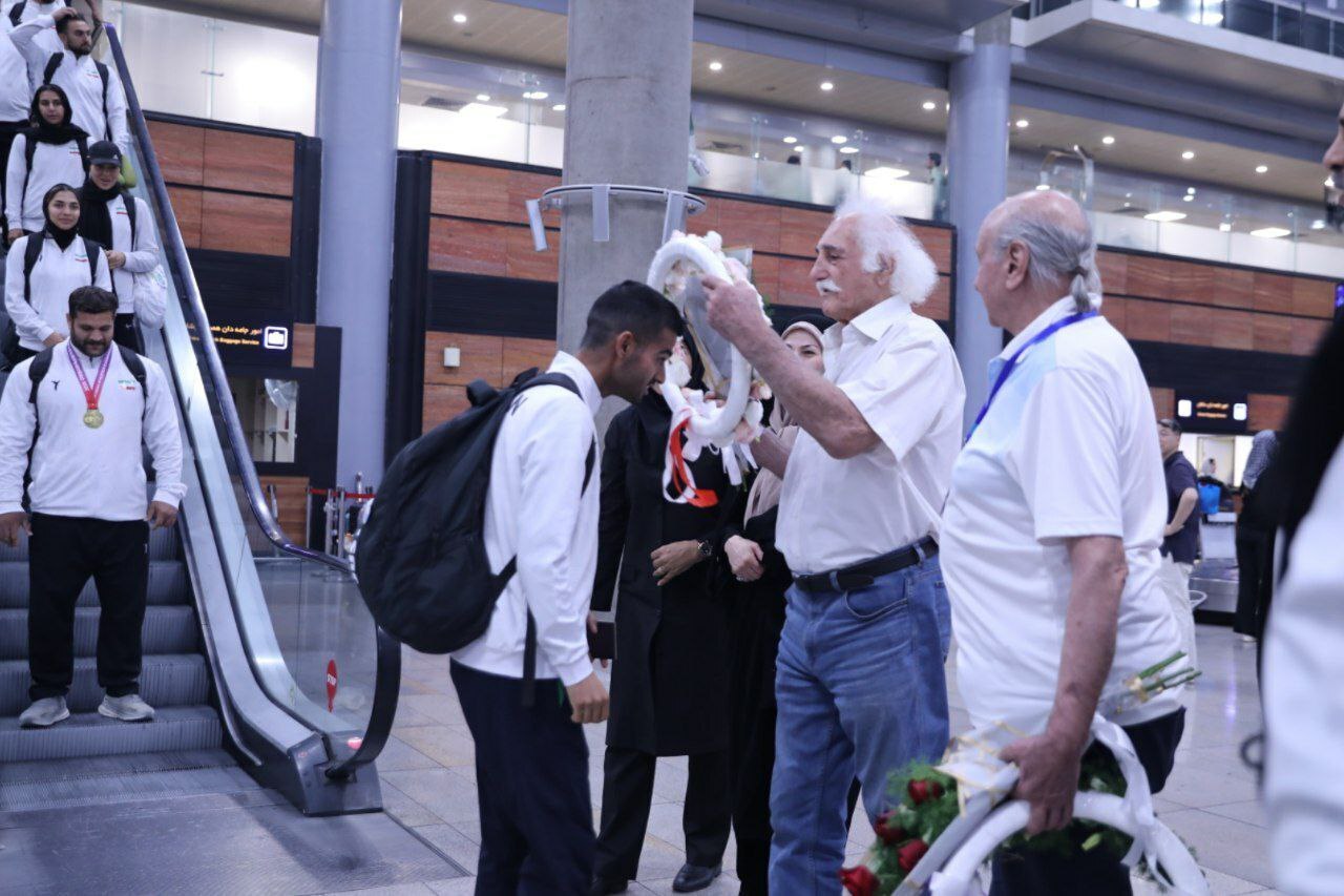 بازگشت کاروان دوومیدانی به ایران در غیاب متخلفین