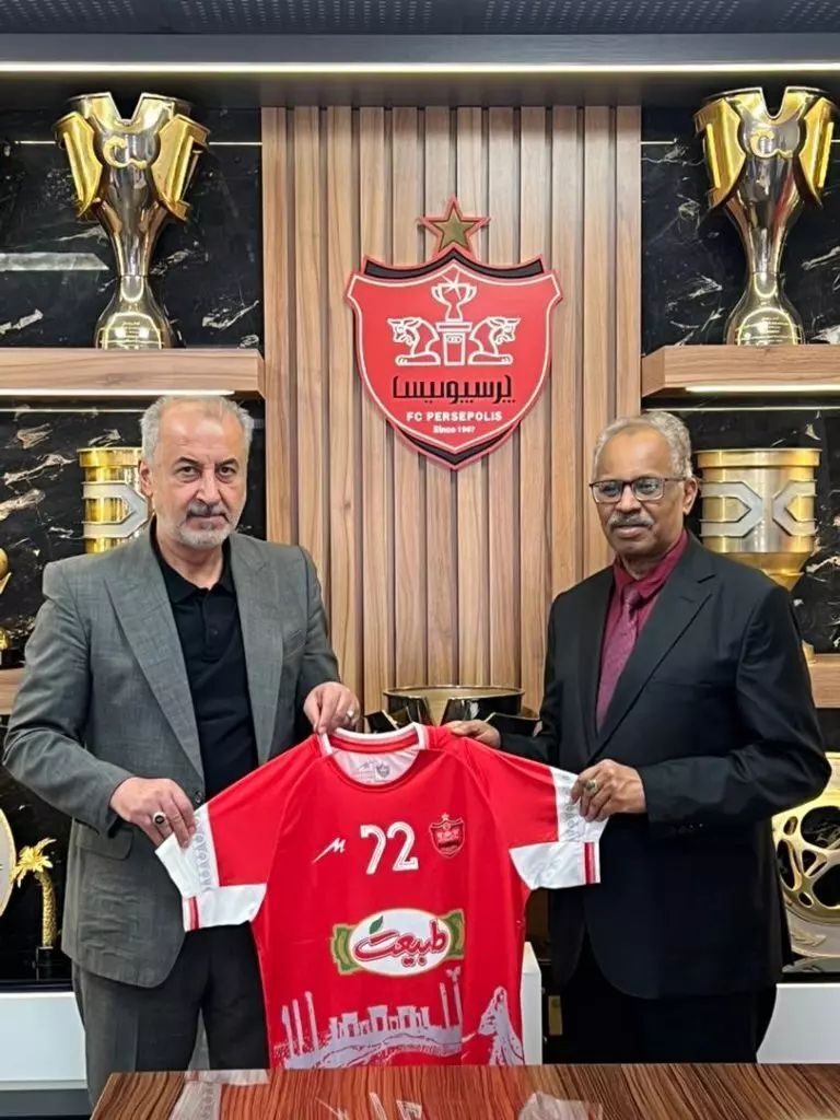 بازدید سفیر سودان از باشگاه پرسپولیس بازدید سفیر سودان از باشگاه پرسپولیس