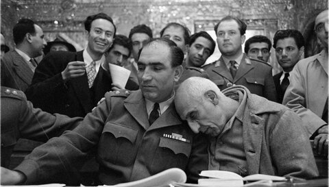 انقلاب اسلامی ایران؛ الگویی متفاوت از حافظه تاریخی و مقاومت در برابر بدعهدی غرب انقلاب اسلامی ایران؛ الگویی متفاوت از حافظه تاریخی و مقاومت در برابر بدعهدی غرب